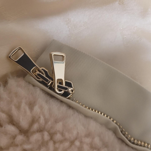 AUTHENTIC Max Mara Teddy Bomber 0 - Picture 6 of 12